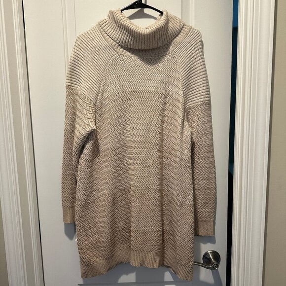 H by Halston Sweaters - Women's Sweater